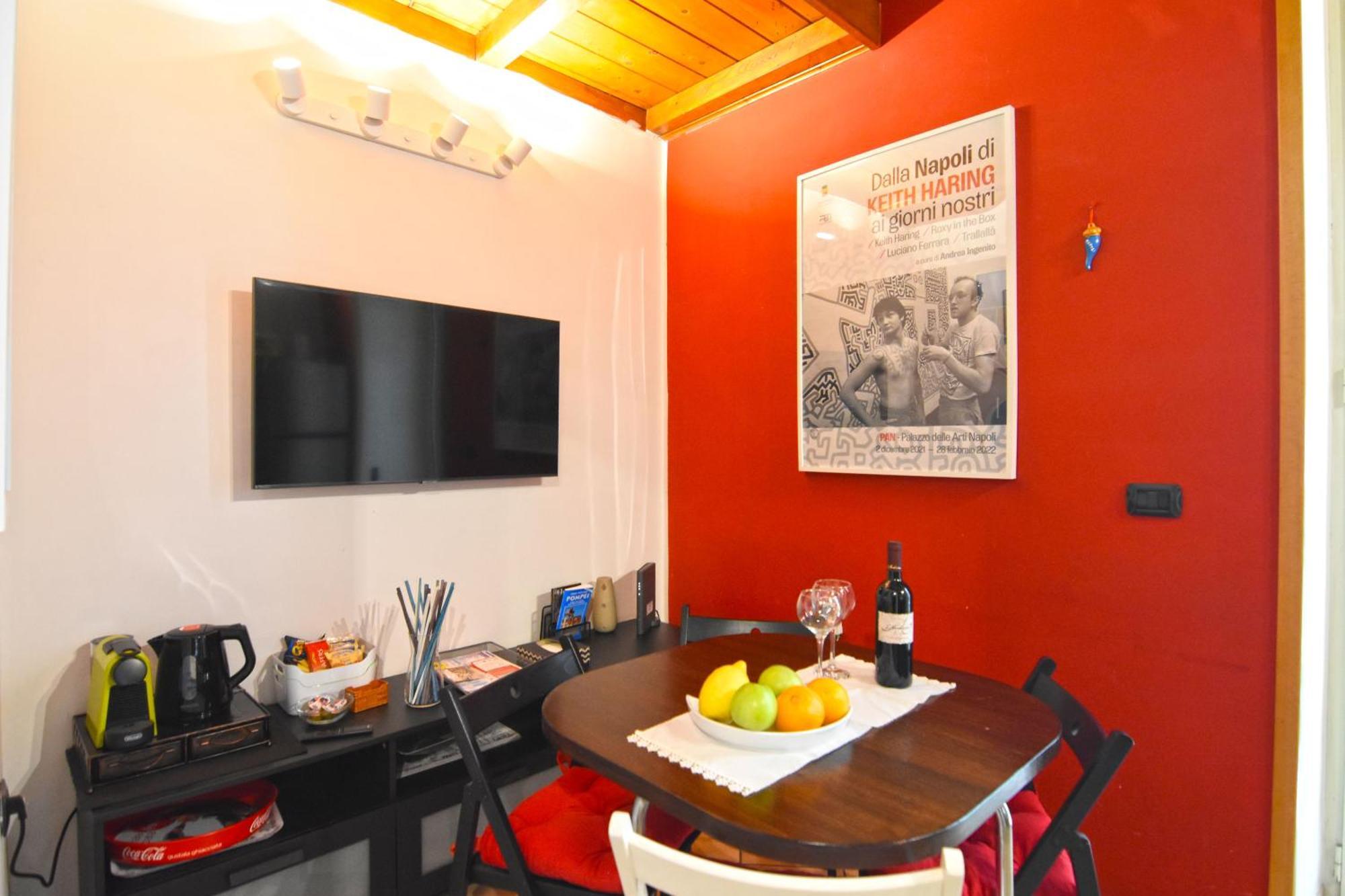 Naplessence Guest House Esterno foto