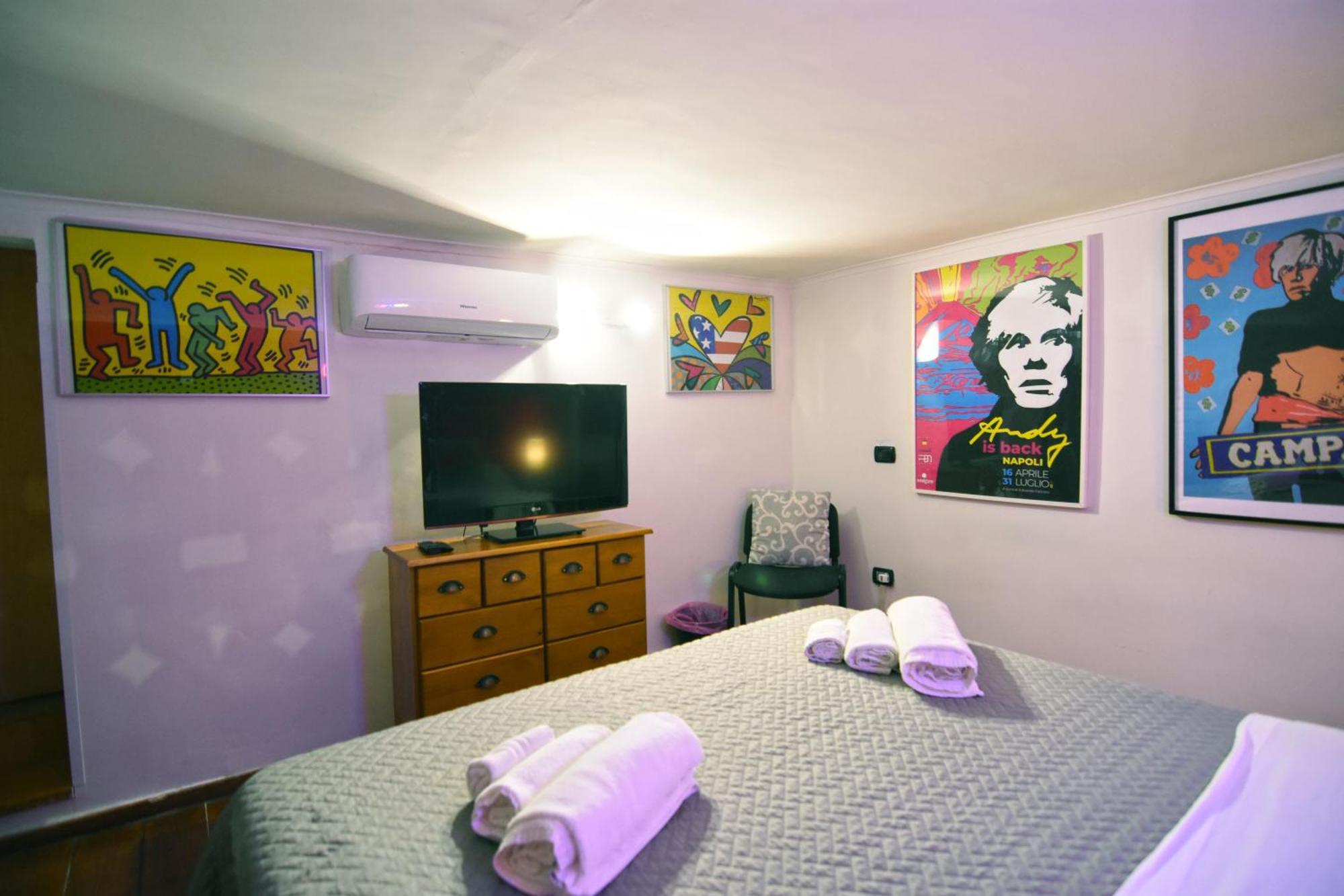 Naplessence Guest House Esterno foto